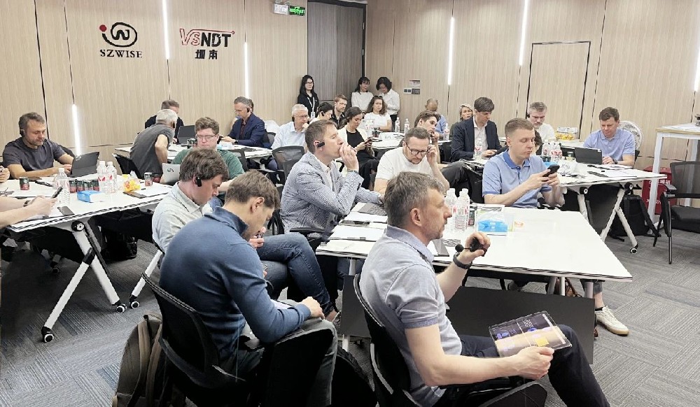 跨越山海?合作共贏丨國外客戶代表團到訪深圳微視總部參觀考察交流